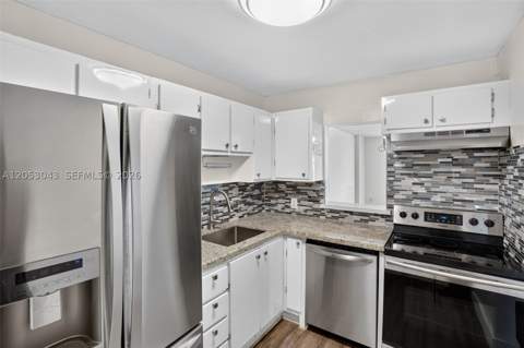 1228 West Ave 1405, Miami Beach FL - photo 8 of 37