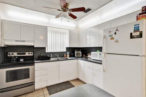 18800 NW 43rd Avenue, Miami Gardens FL - photo 24 of 48