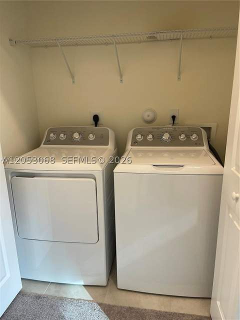 4576 NW 83rd Path, Doral FL - photo 11 of 16