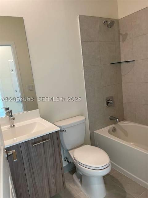 4576 NW 83rd Path, Doral FL - photo 8 of 16