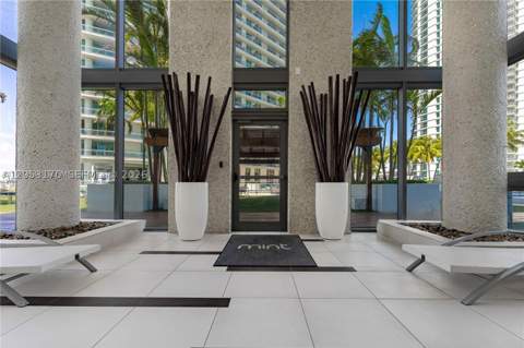92 SW 3rd St 2510, Miami FL - photo 19 of 35