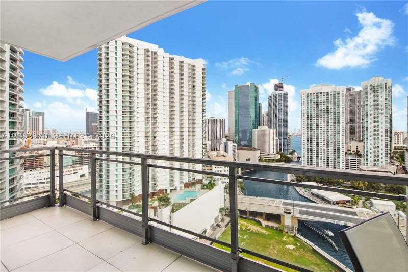 2 bedroom Condominium at 92 SW 3rd St 2510, Mint Condo, Miami — photo 2