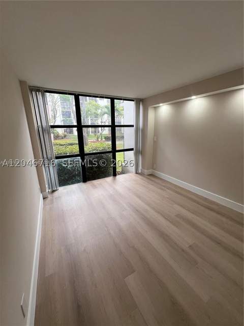 17021 N Bay Rd 124, Sunny Isles Beach FL - photo 10 of 19