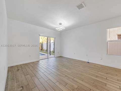 501 NE 6th Ct, Florida City FL - photo 17 of 47