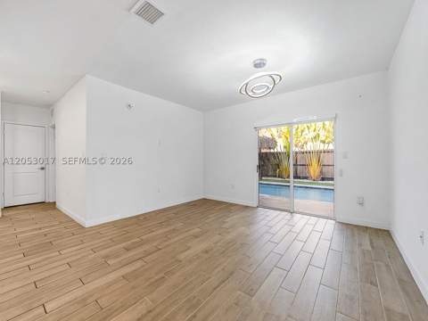 501 NE 6th Ct, Florida City FL - photo 18 of 47