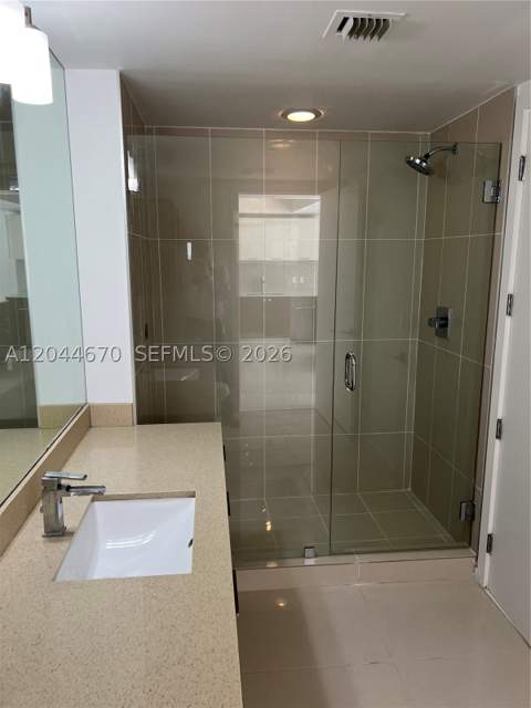 5252 NW 85th Ave 1707, Doral FL - photo 16 of 32