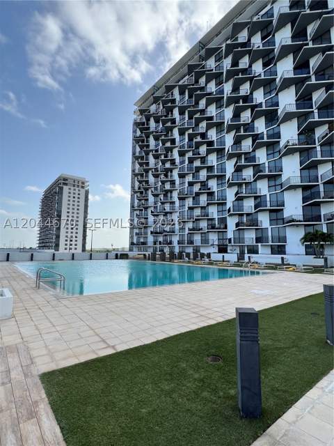 5252 NW 85th Ave 1707, Doral FL - photo 17 of 32