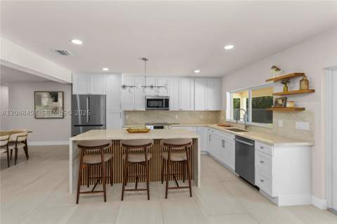 6600 SW 45th St, Miami FL - photo 13 of 61