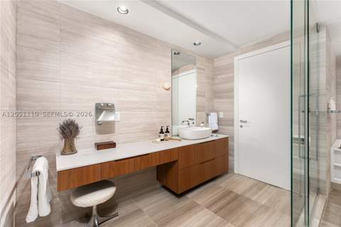 4701 N Meridian Ave 421, Miami Beach FL - photo 24 of 46