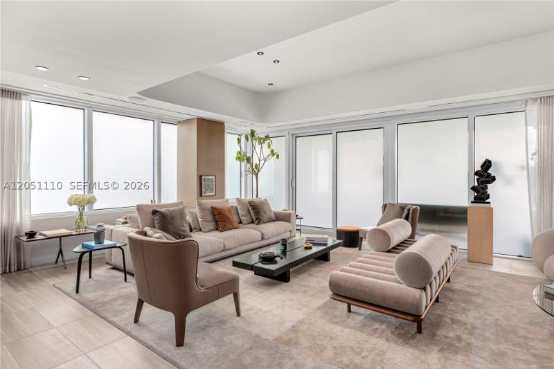 3 bedroom Condominium at 4701 N Meridian Ave 421, 4701 NORTH MERIDIAN CONDO, Miami Beach — photo 3