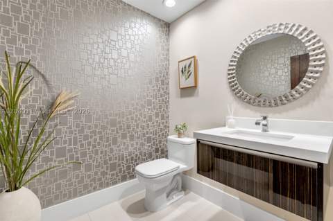11721 Jacaranda Pl, Coral Gables FL - photo 13 of 31