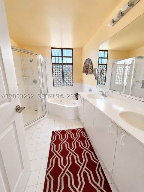 14817 Balgowan Rd 102-5, Miami Lakes FL - photo 12 of 15