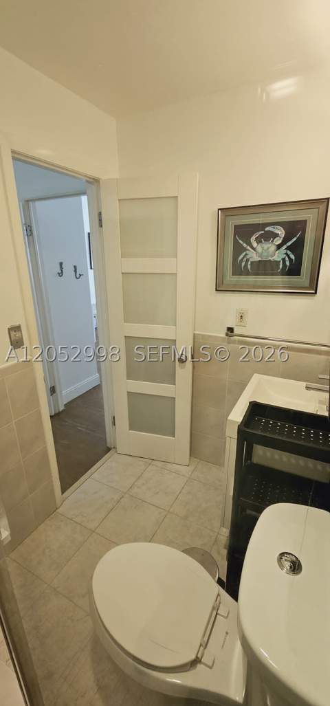 842 Meridian Ave 3D, Miami Beach FL - photo 14 of 20