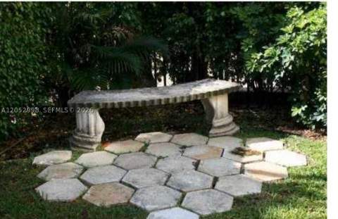 842 Meridian Ave 3D, Miami Beach FL - photo 16 of 20