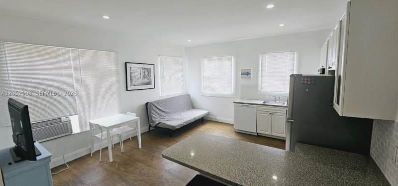 1 bedroom Condominium at 842 Meridian Ave 3D, The Patricia Condo, Miami Beach — photo 5