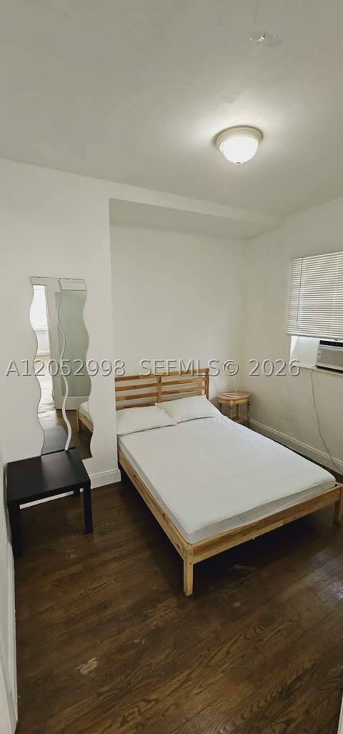 842 Meridian Ave 3D, Miami Beach FL - photo 9 of 20