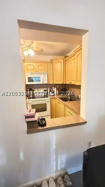 17570 Atlantic Blvd 105, Sunny Isles Beach FL - photo 8 of 14