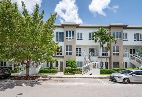 10265 NW 63rd Ter 204, Doral FL - photo 24 of 32