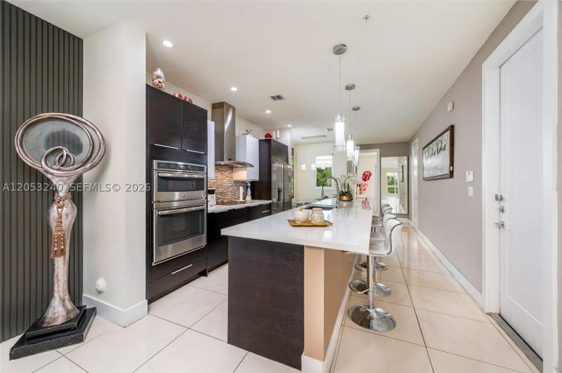 4 bedroom Condominium at 10265 NW 63rd Ter 204, Landmark At Doral Condo, Doral — photo 5