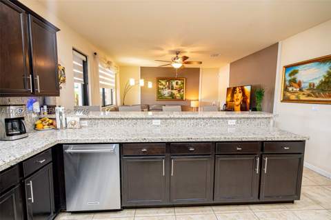 132 NE 26th Ave, Homestead FL - photo 11 of 91