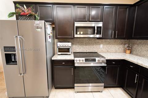132 NE 26th Ave, Homestead FL - photo 14 of 91