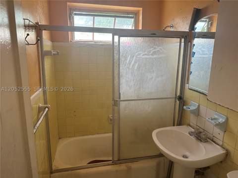 440 NW 133rd St, North Miami FL - photo 13 of 25