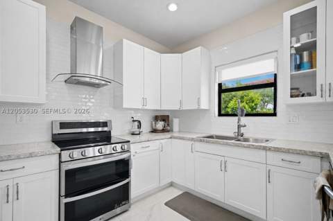 918 NE 191st St, Miami FL - photo 16 of 39