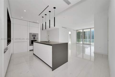 300 Biscayne Boulevard Way 1705W, Miami FL - photo 13 of 24