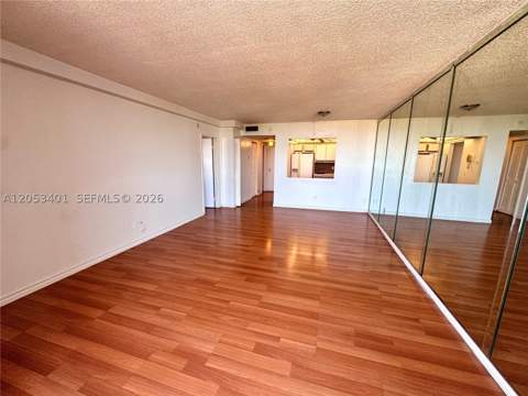 13499 Biscayne Blvd 703, North Miami FL - photo 17 of 39