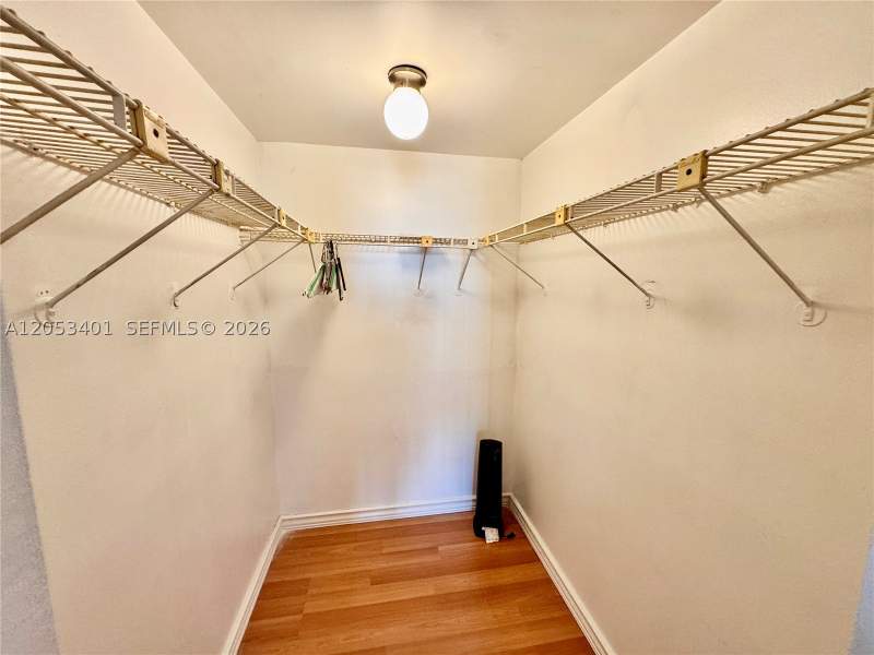 1 bedroom Condominium at 13499 Biscayne Blvd 703, Sailboat Cay Condo, North Miami — photo 4