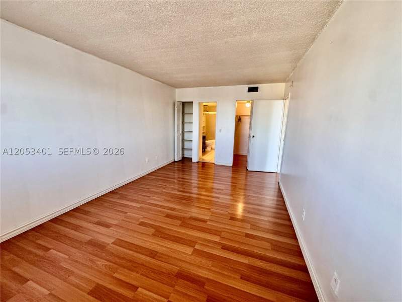 1 bedroom Condominium at 13499 Biscayne Blvd 703, Sailboat Cay Condo, North Miami — photo 5
