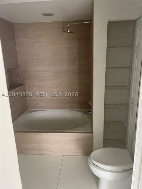 3155 NE 184th St 8105, Aventura FL - photo 8 of 13