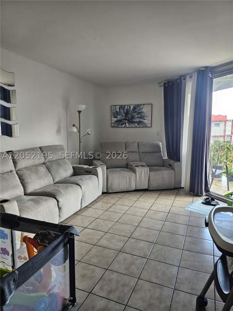 1750 W 46th St 518, Hialeah FL - photo 21 of 22