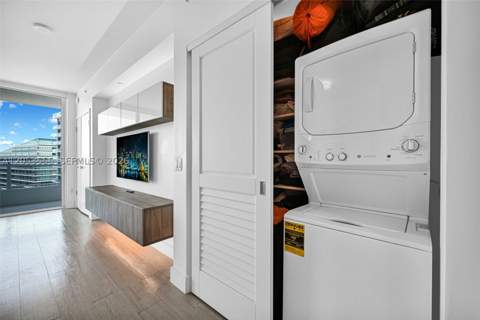 1080 Brickell Ave 3705, Miami FL - photo 15 of 36