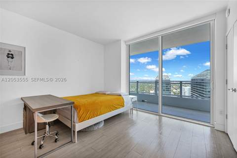 1080 Brickell Ave 3705, Miami FL - photo 7 of 36