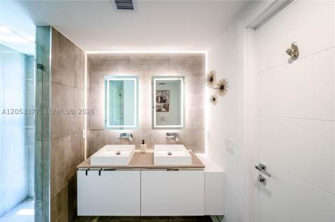 1930 Bay Dr Ph 2, Miami Beach FL - photo 15 of 63