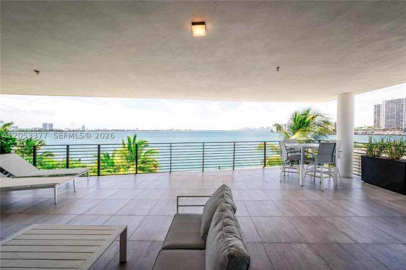 3 bedroom Condominium at 1930 Bay Dr Ph 2, Isle Of Normandy Miami Vi, Miami Beach — photo 2