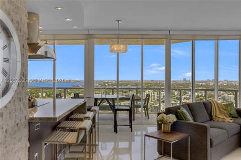 7330 Ocean Ter 2604, Miami Beach FL - photo 13 of 37