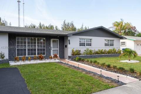351 NW 206th Ter, Miami Gardens FL - photo 15 of 15