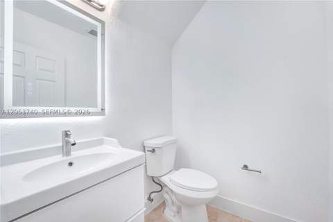 7711 SW 94th Ter, Miami FL - photo 10 of 38