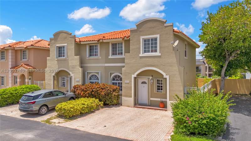 3 bedroom Townhouse at 7711 SW 94th Ter, Villas Of Barcelona, Miami — photo 3