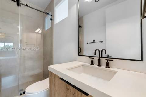 7541 NW 100th Ave, Doral FL - photo 11 of 68