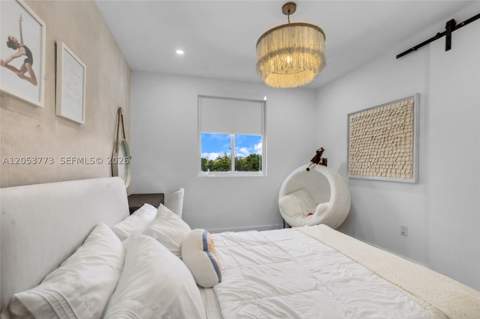 7541 NW 100th Ave, Doral FL - photo 8 of 68