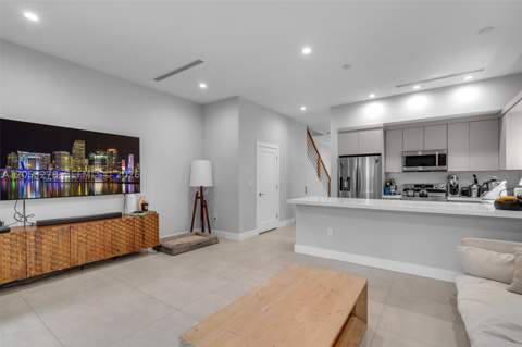 3769 SW 27th Ln 3769, Miami FL - photo 13 of 52
