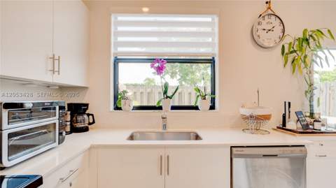 953 NE 211th St, Miami FL - photo 13 of 49