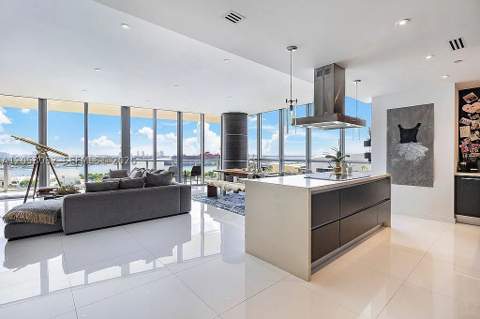 1100 Biscayne Blvd 1501, Miami FL - photo 7 of 22