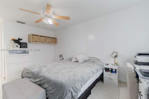18928 NW 63rd Ct Cir, Hialeah FL - photo 13 of 28