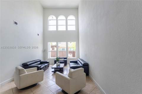 10873 NW 71st St, Doral FL - photo 11 of 54