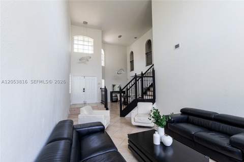 10873 NW 71st St, Doral FL - photo 12 of 54