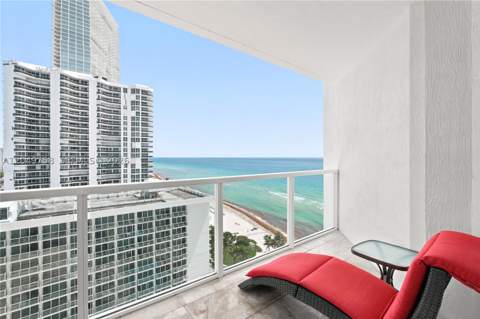 16699 Collins Ave 1604, Sunny Isles Beach FL - photo 8 of 15